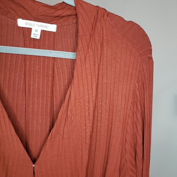 NWT‎ Single Thread Ribbed Wrap-front Top In Fried B - Picture 8 of 12
